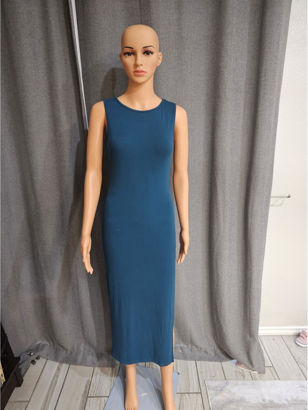Sleeveless Teal Blue Midi Dress